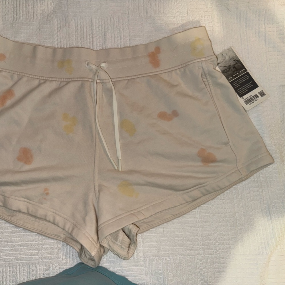 NWT lululemon Inner Glow HR Short 3”